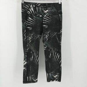 Old Navy Capri Compression Pants Size S